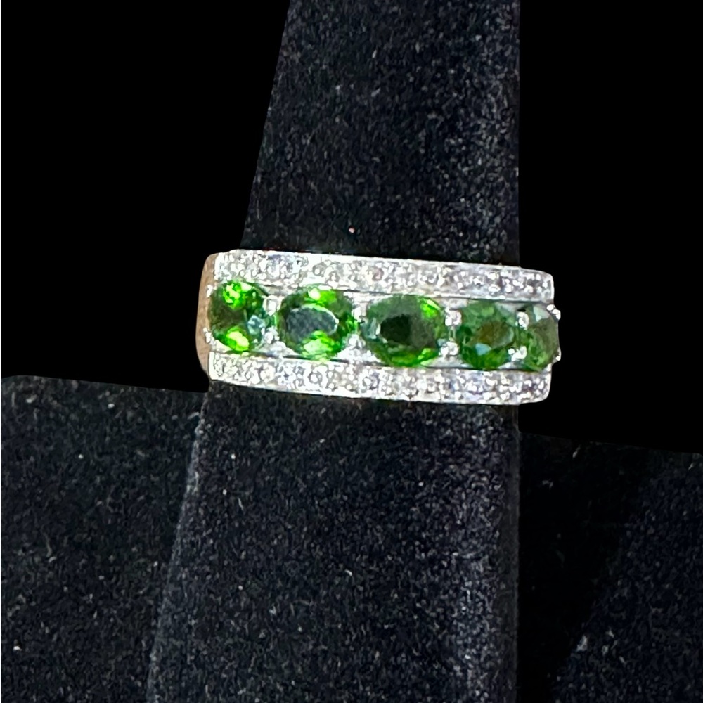 Dazzling Silver Ring with Green Gemstones